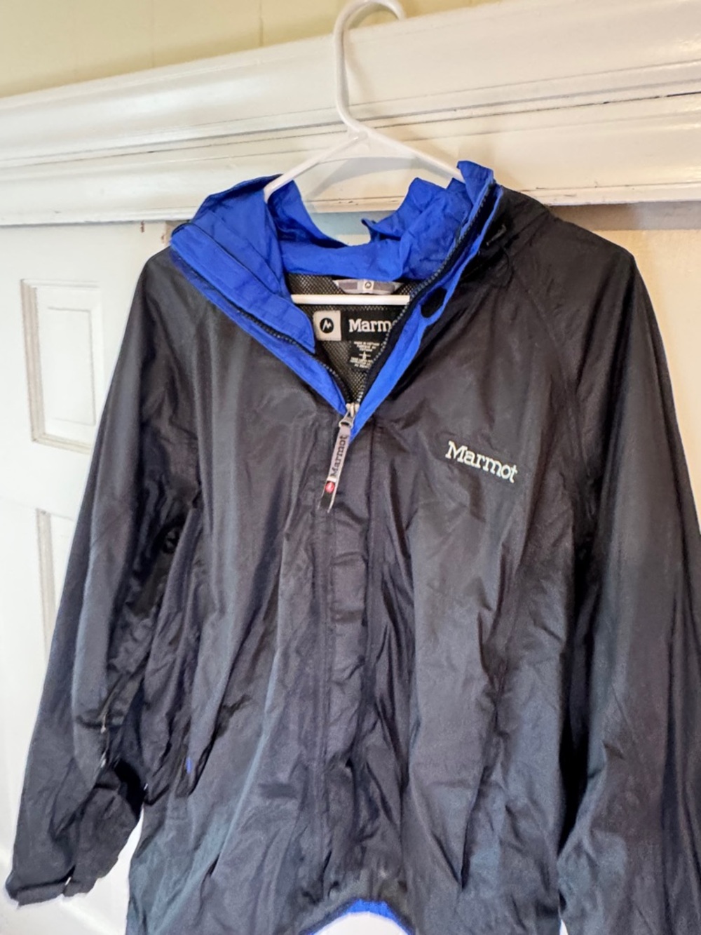 Marmot Men’s Black and Blue Rain Shell Jacket Sz L GUC